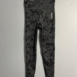 Gymshark Gray High-Waisted Leggings